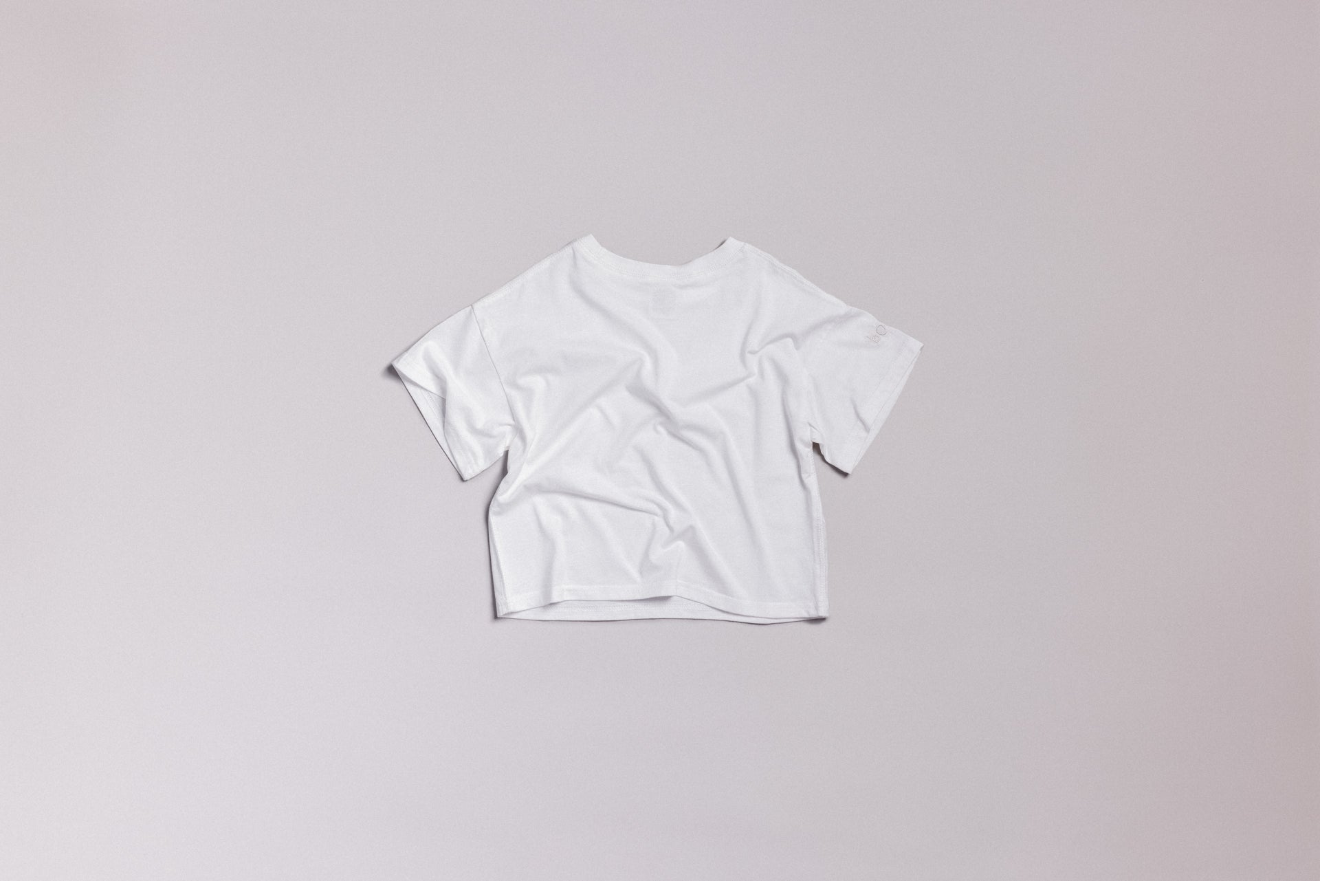 THE bOB TEE in WHITE